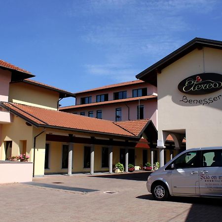 Scia' On Martin Hotel Buscate Exterior photo